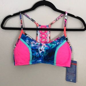 NEW Kuleana Bikini Top. Small